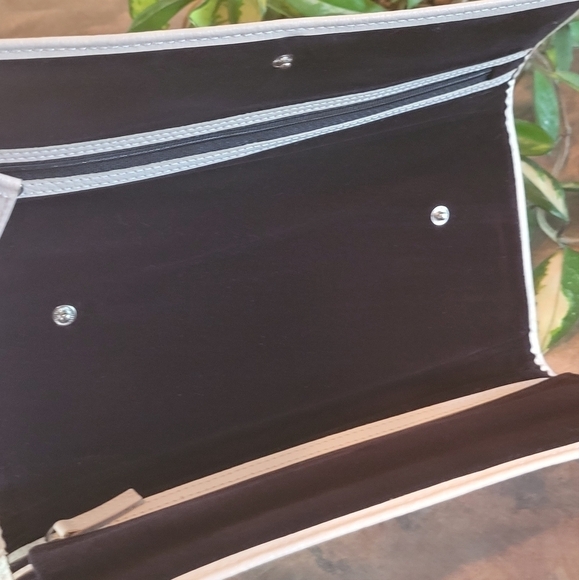 PANDORA Unforgettable Moments Leather Travel Jewelry Clutch Case - Picture 6 of 13